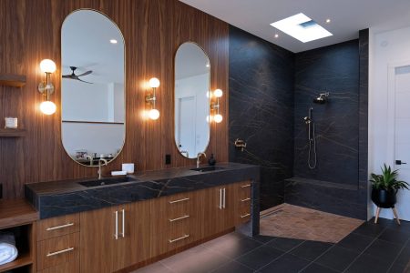 3-1332 The Falcon - 05 3-1332 The Falcon - 05