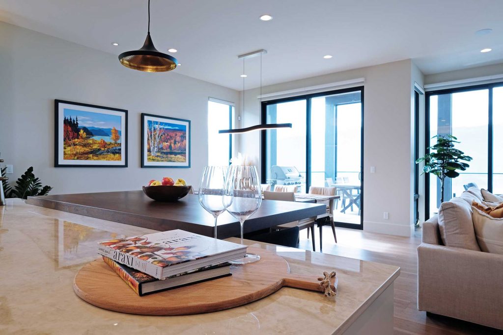 Lakeside Contemporary 2