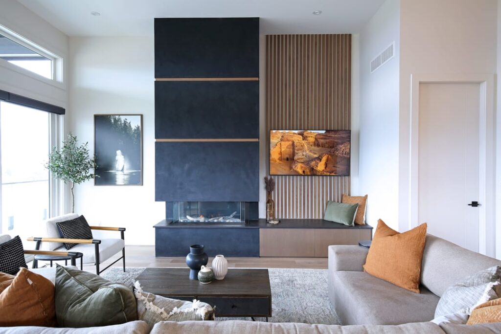 Mission Modern 1