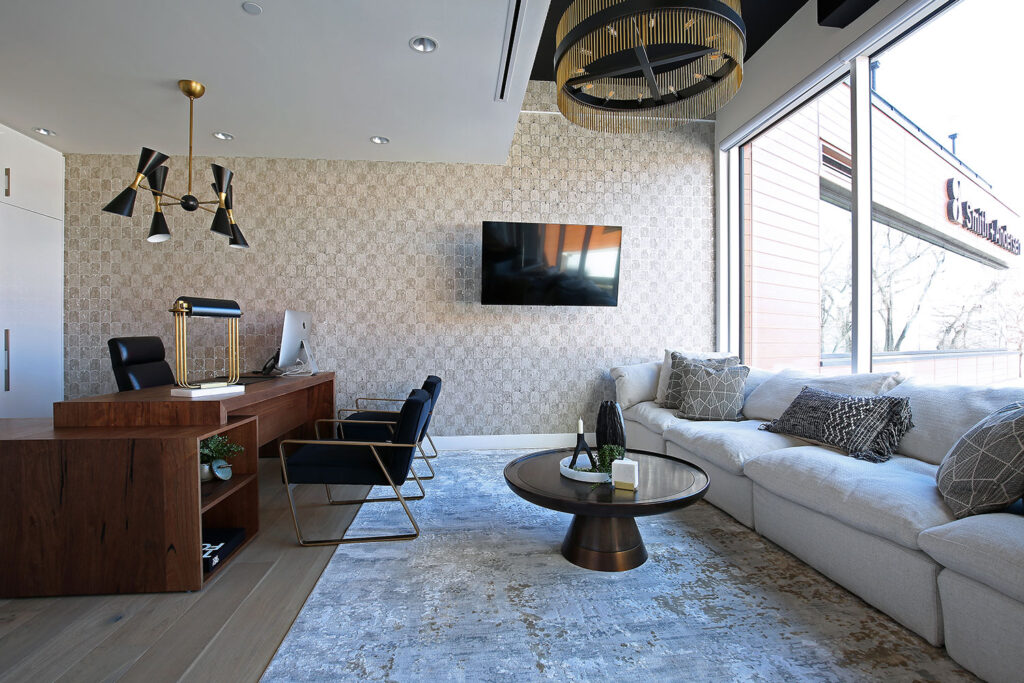 Elegant Lakeshore Office 1